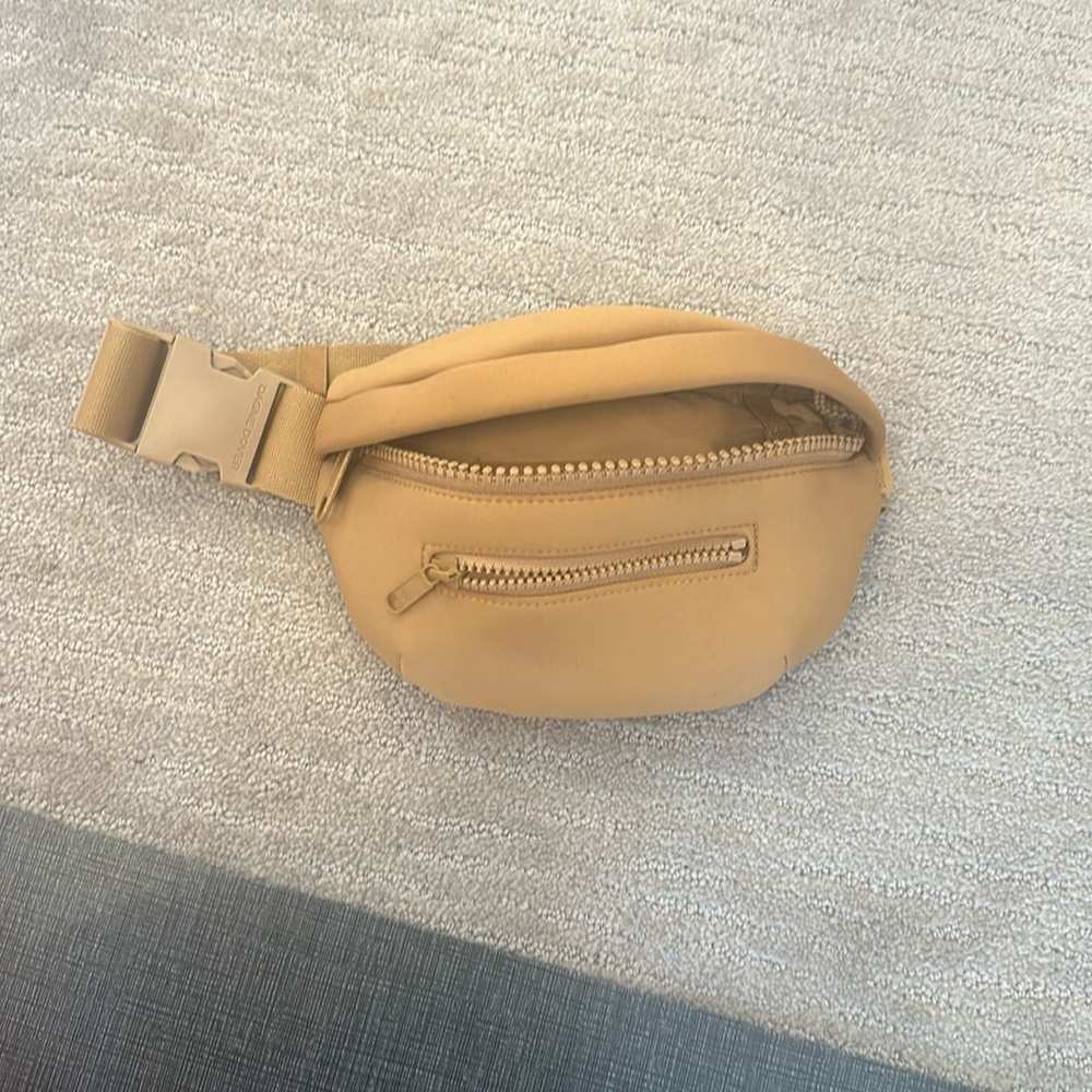 Dagne Dover crossbody